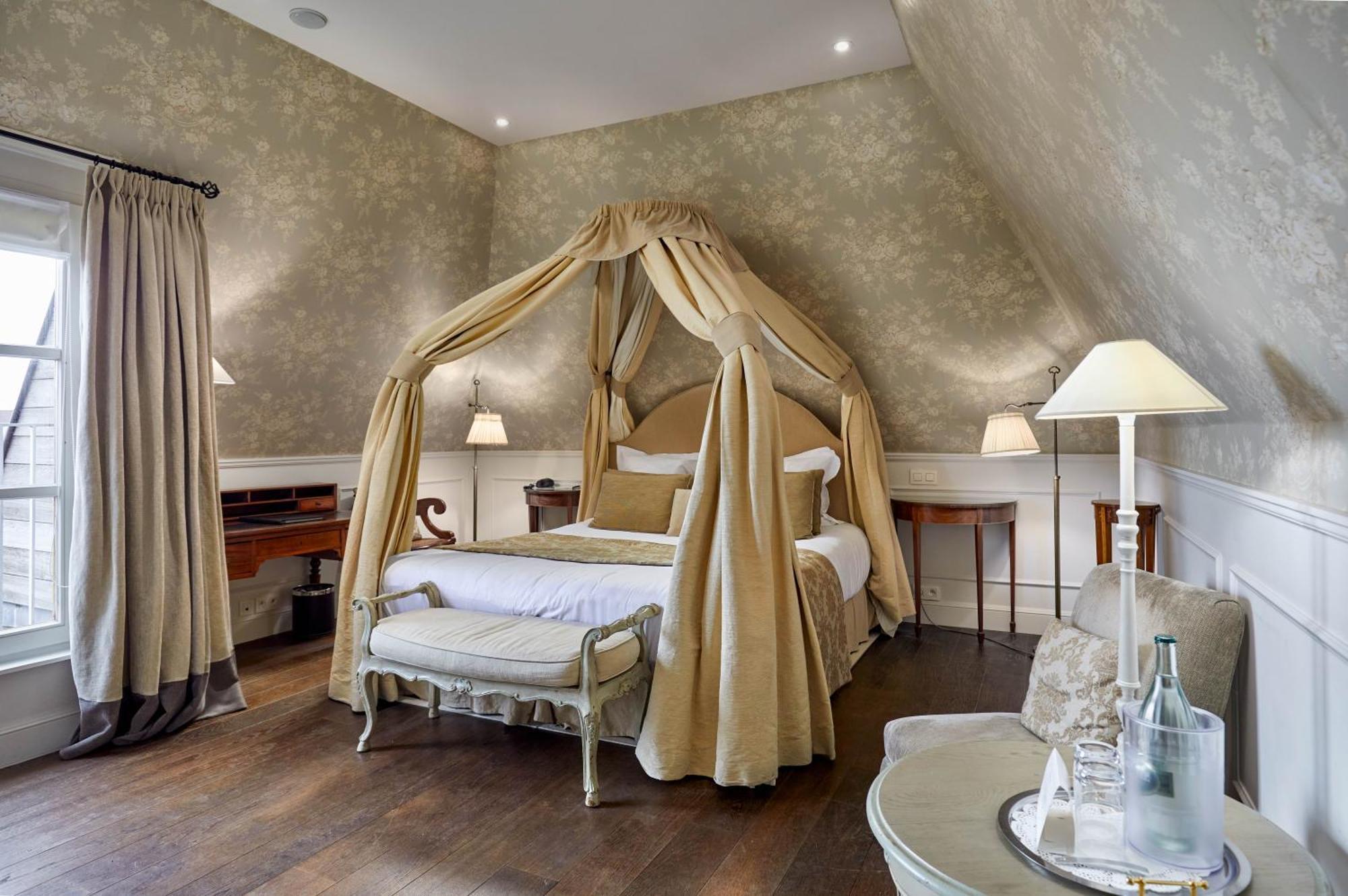 The Pand - Charming Boutique Hotel Bruges Room photo